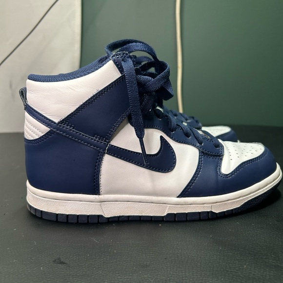 Nike high dunk navy blue size 4,5youth 6 women - Picture 1 of 6